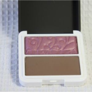 Younique Duet Sweet Sounding Eyeshadow Duo